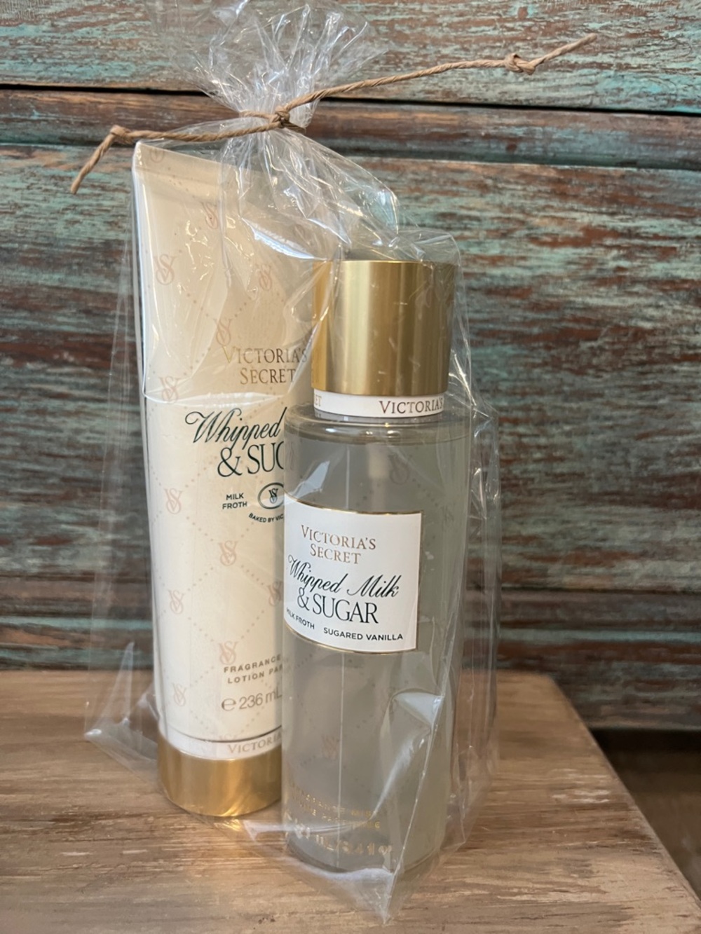 NEW!VS Fragrance GIFT SET!Whipped Milk&Sugar BodyMist 8.4oz & BodyLotion 8oz!